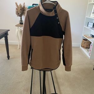 Abercrombie & Fitch Asymmetrical Snap-Up Fleece